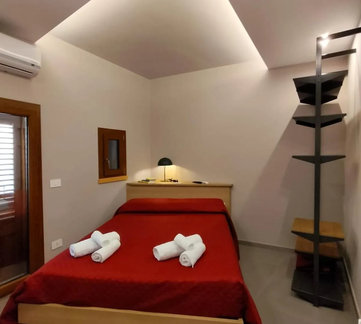 Hotel Chiazzannintra Castelbuono  Affittacamere