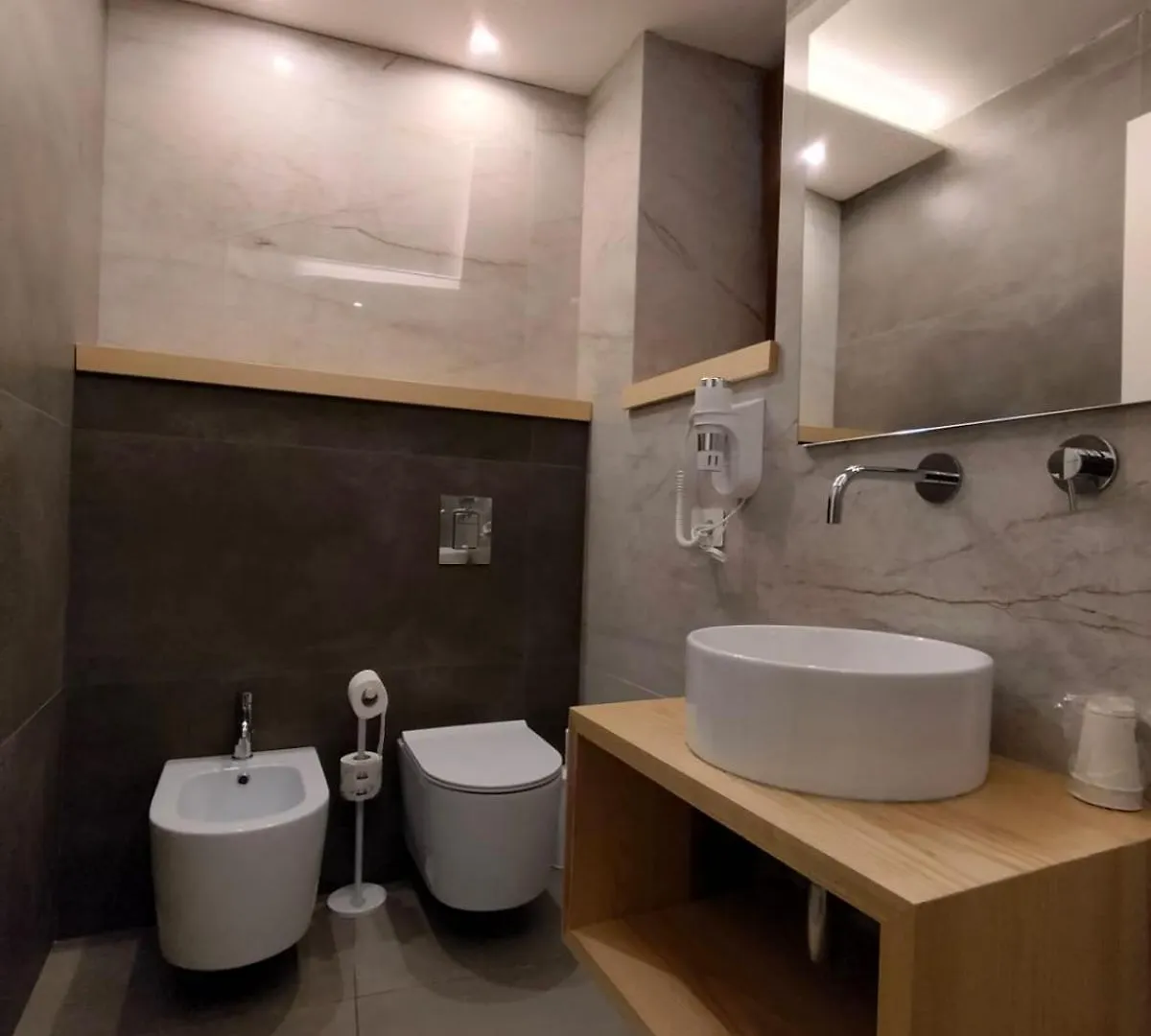 Hotel Chiazzannintra Castelbuono